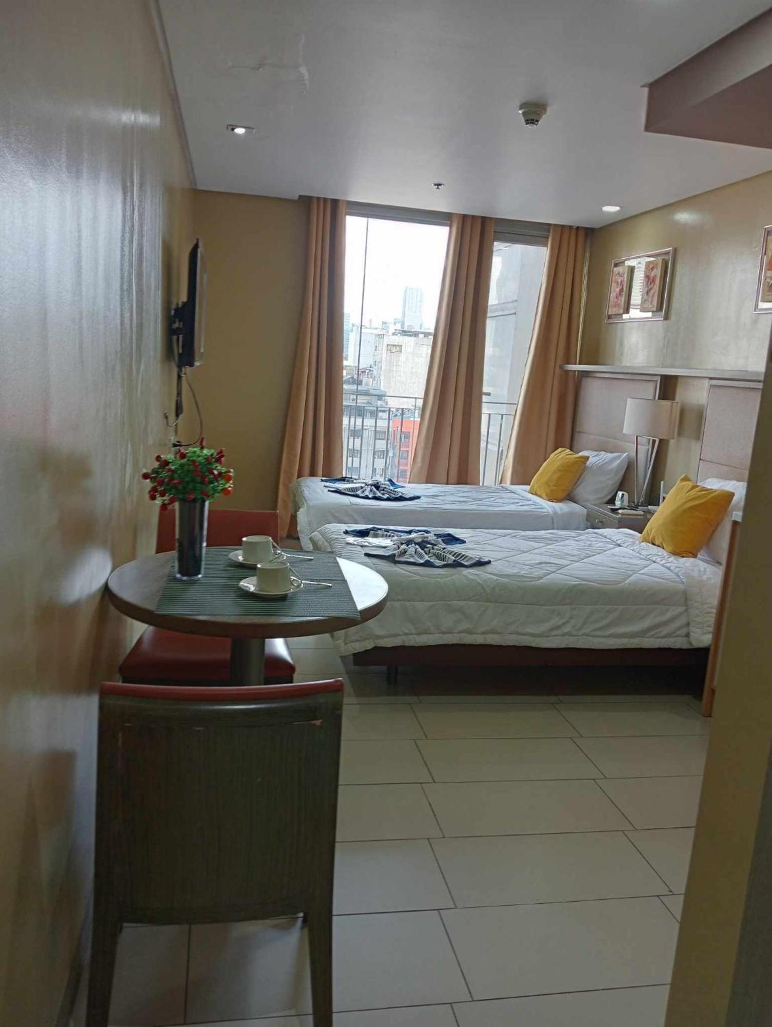 Deluxe Cozy Staycation Antel Residences * Manila